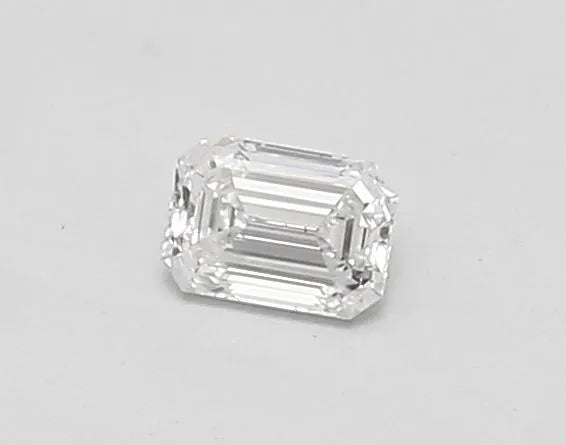 0.30ct Emerald Lab Grown Diamond (Colour D, Clarity VS1, IGI)