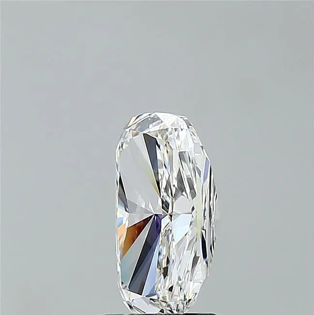 1.93ct Cushion modified Lab Grown Diamond (Colour F, Clarity VVS2, IGI Certified)
