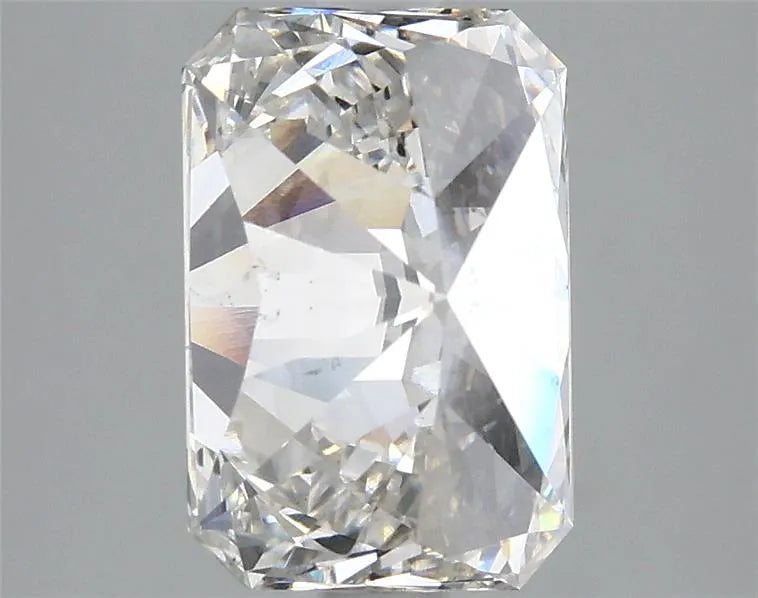 2.63ct Radiant Lab Grown Diamond (Colour G, Clarity VS2, IGI)
