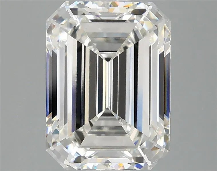 3.90ct Emerald Lab Grown Diamond (Colour F, Clarity VVS2, IGI)
