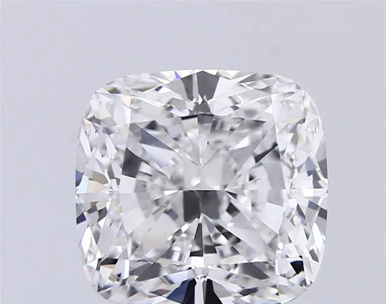 4.06ct Cushion brilliant Lab Grown Diamond (Colour E, Clarity VVS2, IGI Certified)