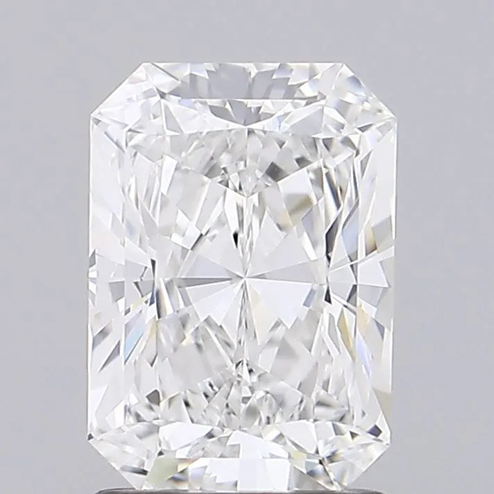 1.50ct Radiant Lab Grown Diamond (Colour E, Clarity VVS1, IGI Certified)