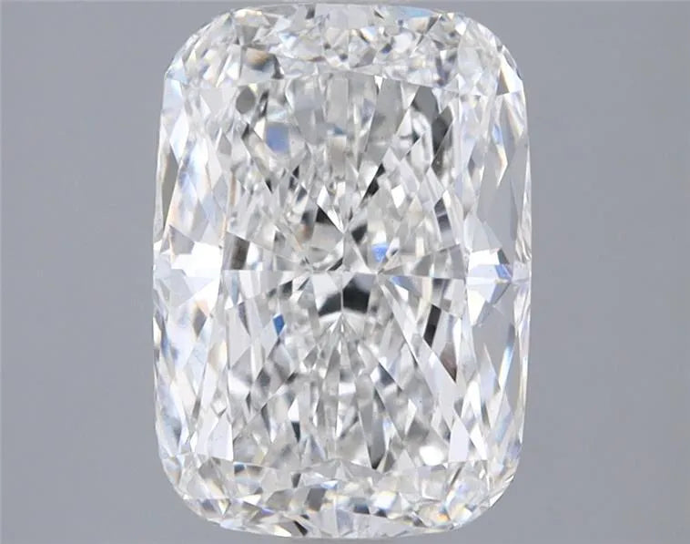 2.50ct Cushion modified Lab Grown Diamond (Colour E, Clarity VS1, IGI Certified)