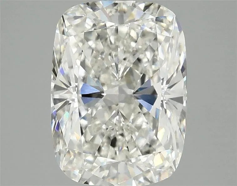 2.93ct Cushion modified Lab Grown Diamond (Colour G, Clarity VVS2, IGI Certified)