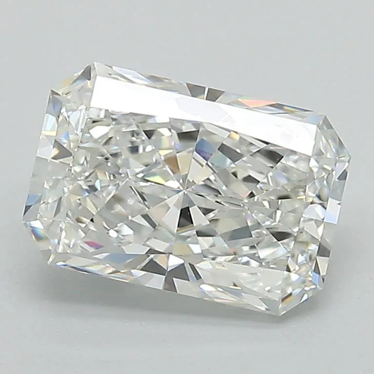 1.86ct Radiant Lab Grown Diamond (Colour E, Clarity VVS1, IGI Certified)