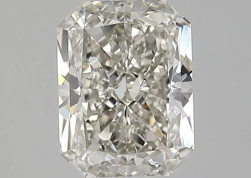 2.02ct Radiant Lab Grown Diamond (Colour L, Clarity VVS2, IGI)