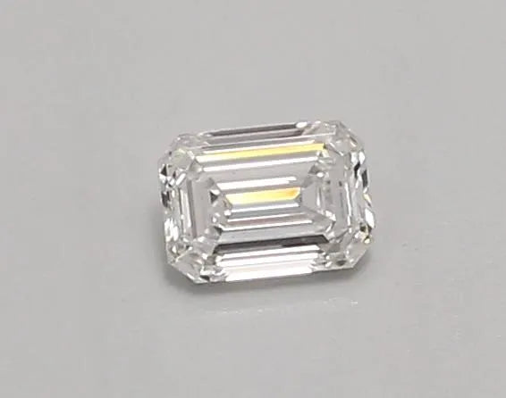 0.30ct Emerald Lab Grown Diamond (Colour E, Clarity VS1, IGI Certified)