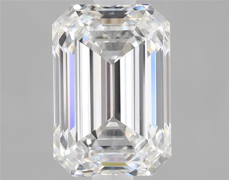 2.10ct Emerald Lab Grown Diamond (Colour E, Clarity VVS2, IGI Certified)