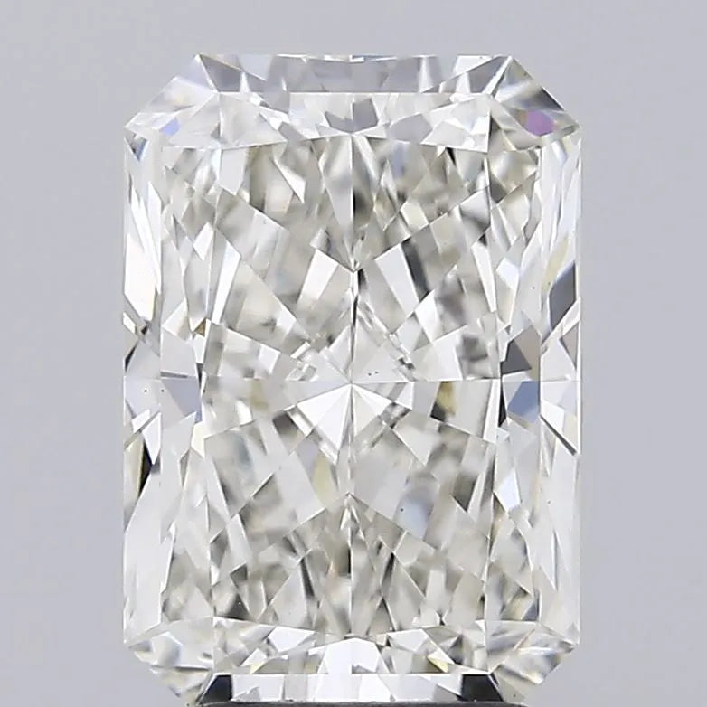 3.04ct Radiant Lab Grown Diamond (Colour G, Clarity VS1, IGI Certified)