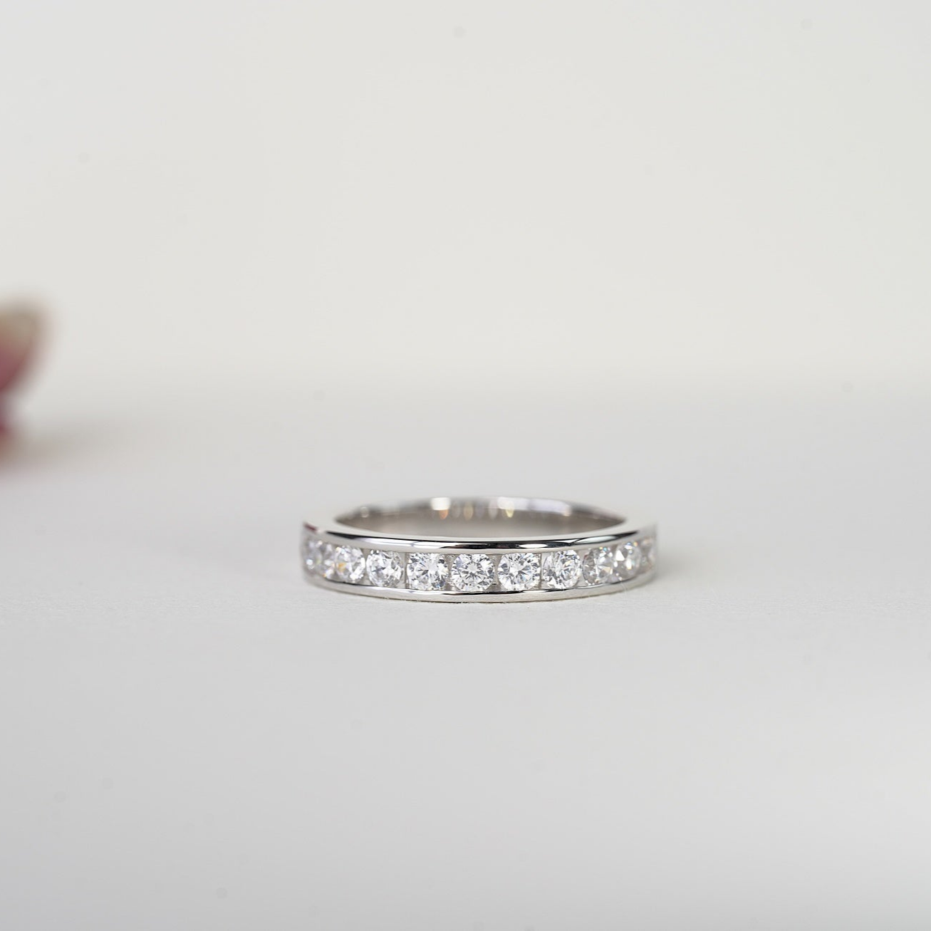 BOLERO | CHANNEL SET HALF PAVÉ WEDDING BAND