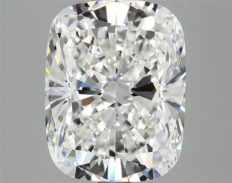 3.10ct Cushion modified Lab Grown Diamond (Colour E, Clarity VS1, IGI Certified)