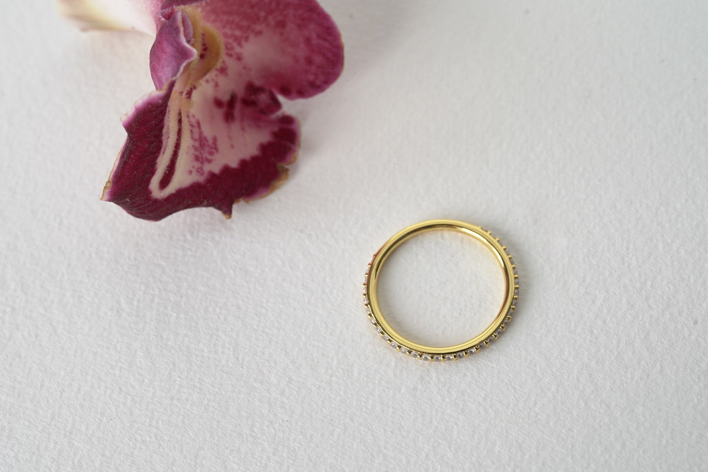 ECLIPSE | 3/4 FRENCH PAVÉ WEDDING BAND