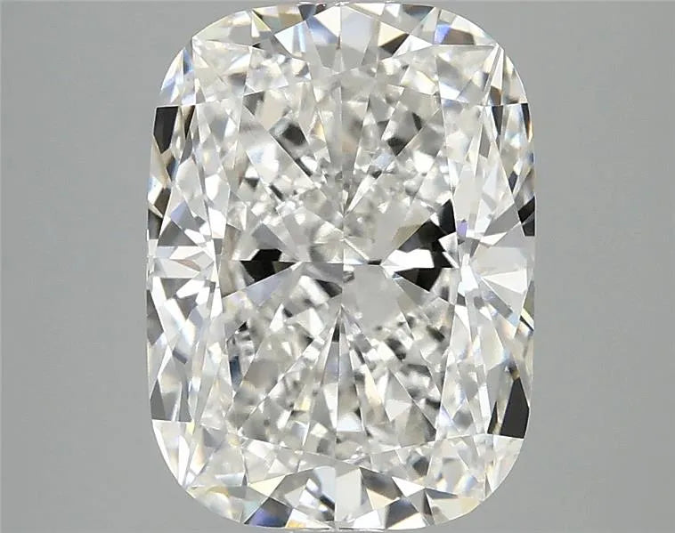 3.89ct Cushion modified Lab Grown Diamond (Colour G, Clarity VS1, IGI Certified)