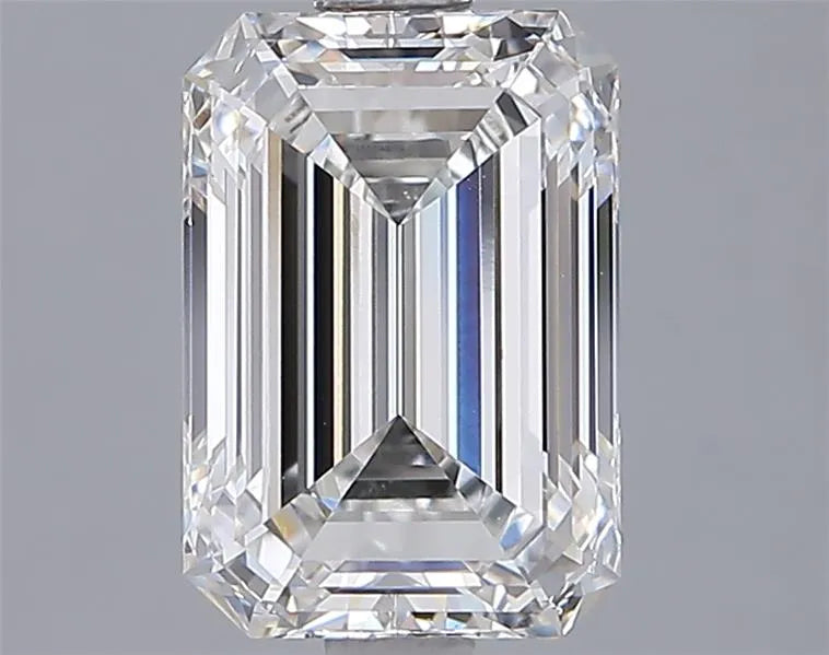 2.47ct Emerald Lab Grown Diamond (Colour F, Clarity VVS2, IGI Certified)