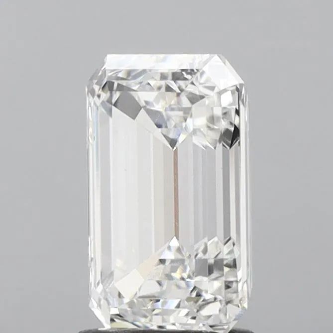 3.00ct Emerald Lab Grown Diamond (Colour G, Clarity VS1, IGI Certified)