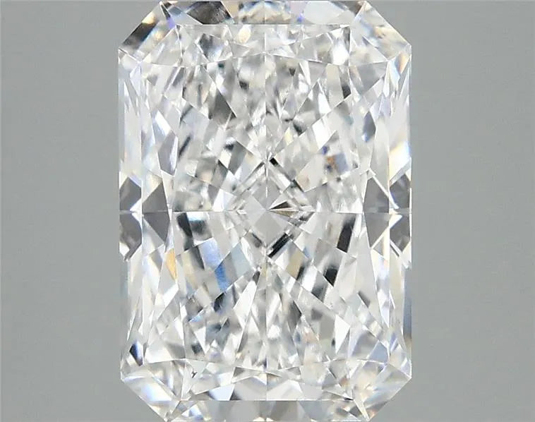 3.03ct Radiant Lab Grown Diamond (Colour E, Clarity VS1, IGI)