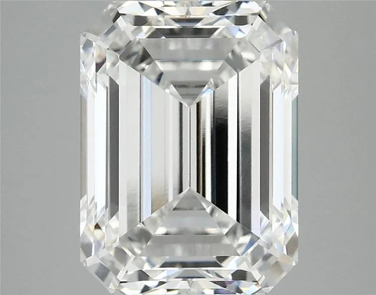 4.82ct Emerald Lab Grown Diamond (Colour E, Clarity VVS2, IGI Certified)