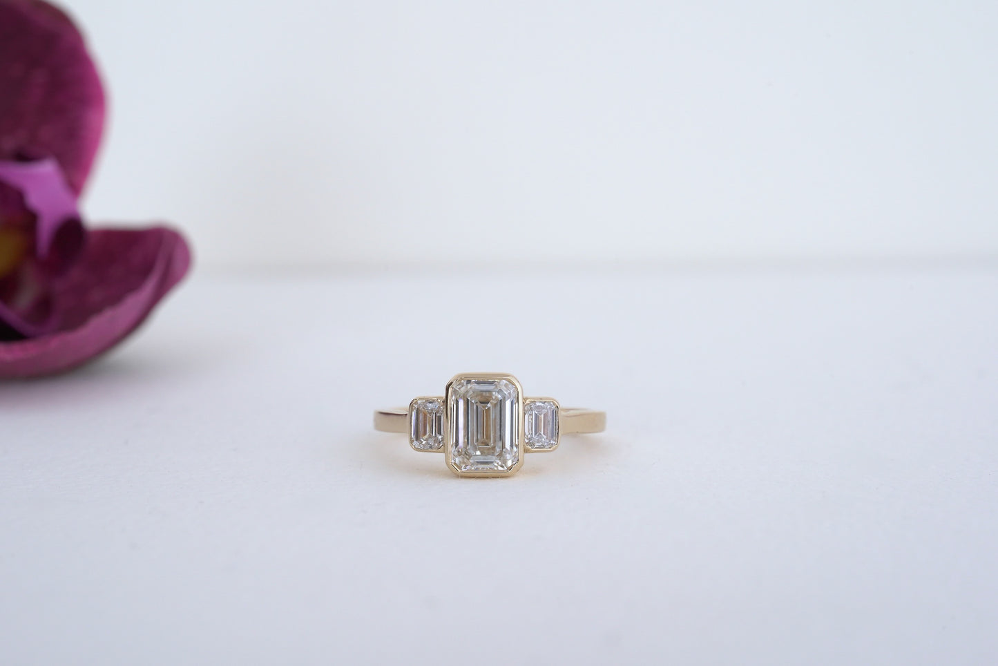 MIRAGE BEZEL - EMERALD (SETTING)