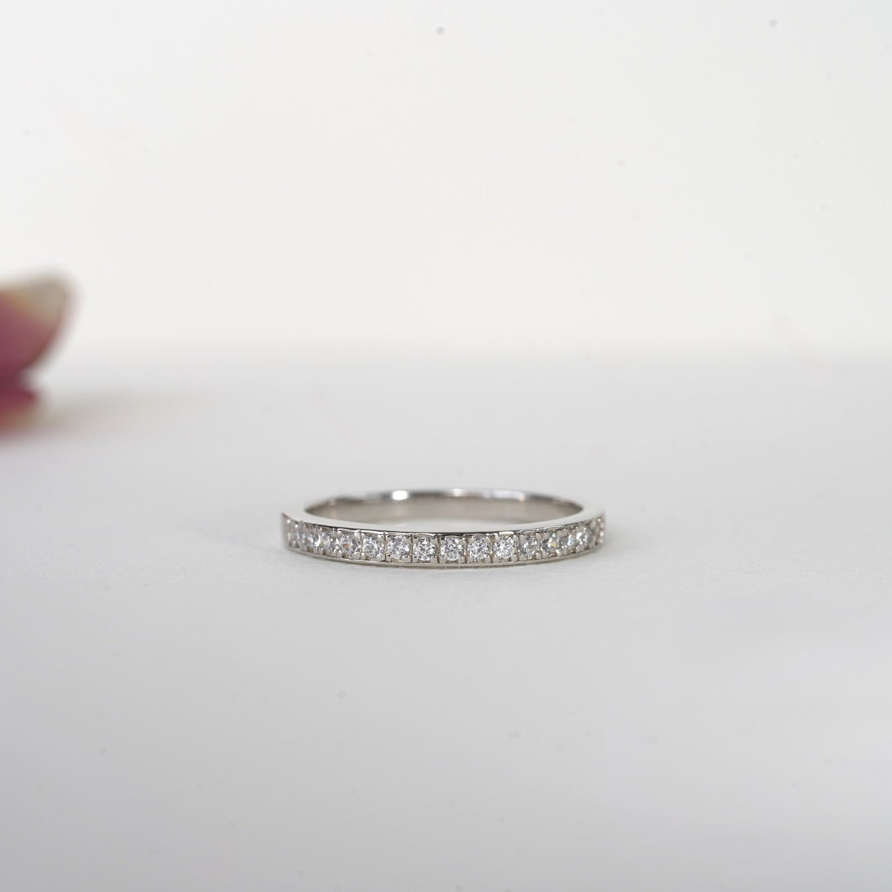 BOLERO (THIN) | CHANNEL SET HALF PAVÉ WEDDING BAND