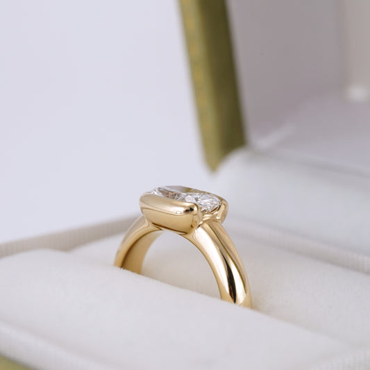 BERCEAU - ELONGATED CUSHION (SETTING)