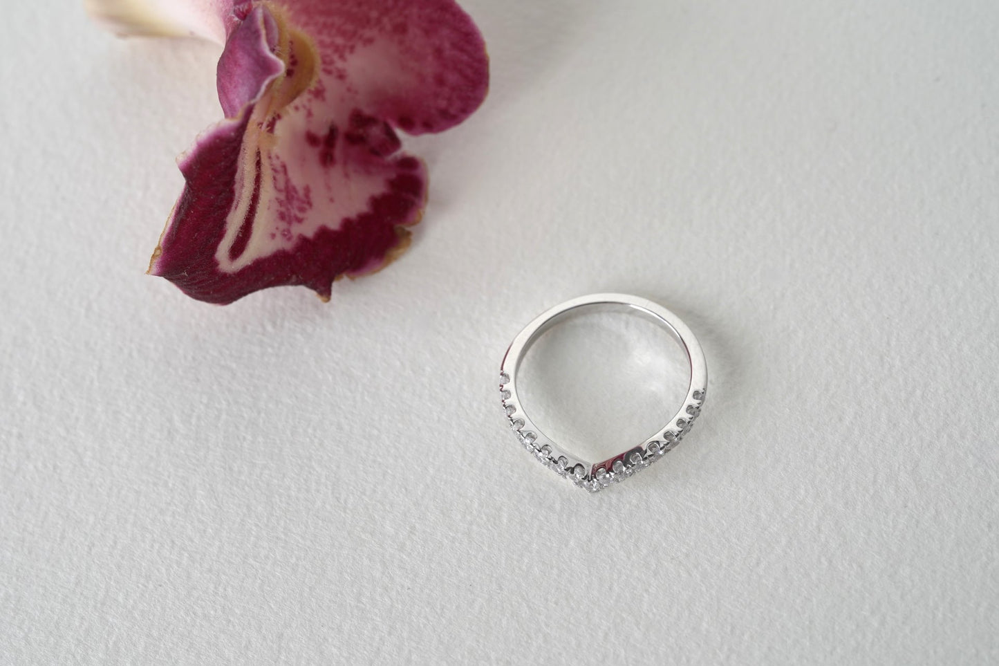 NIMBUS | HALF PAVÉ CURVED WEDDING BAND