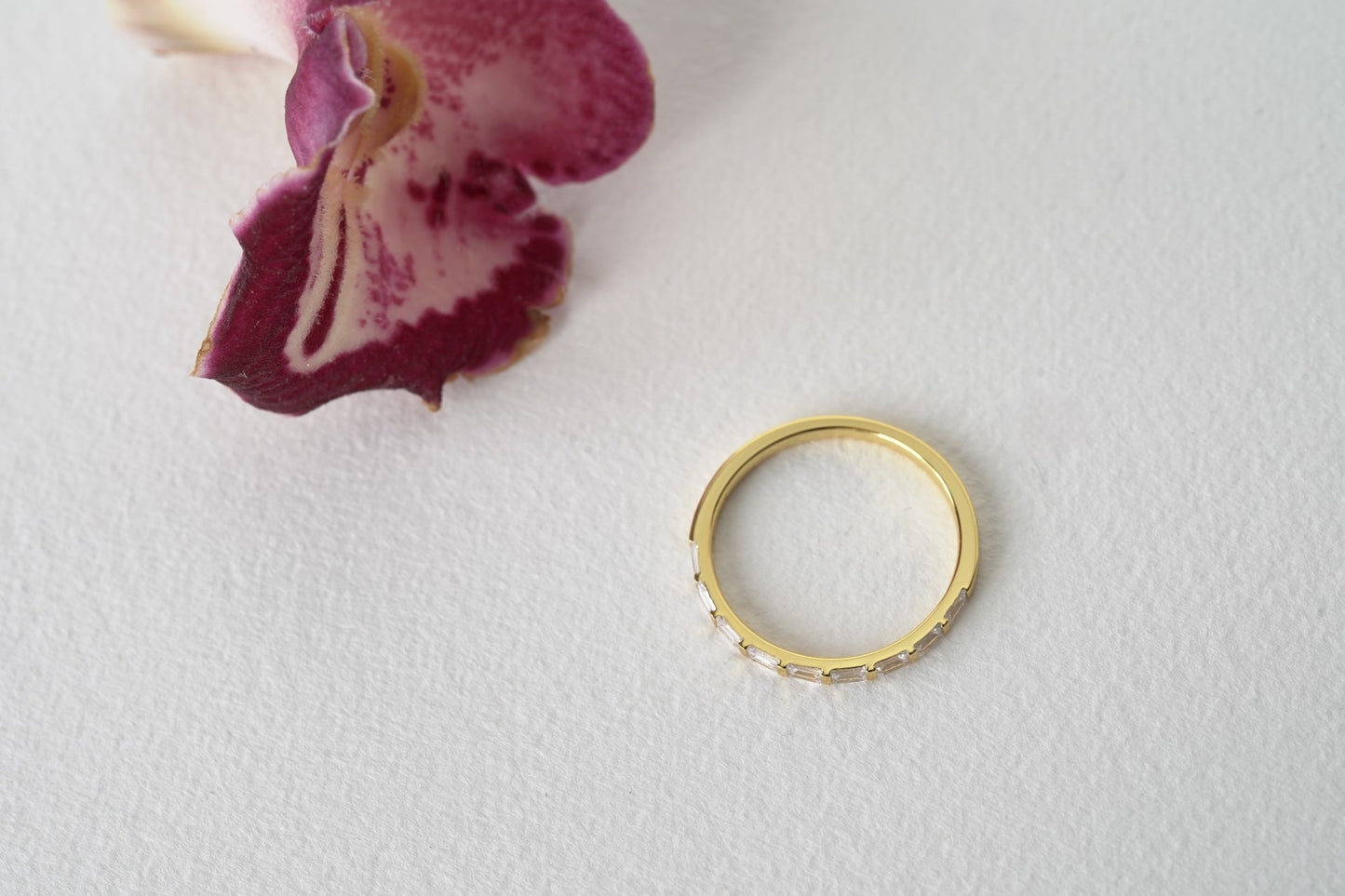 STACCATO | BAGUETTE HALF ETERNITY WEDDING BAND