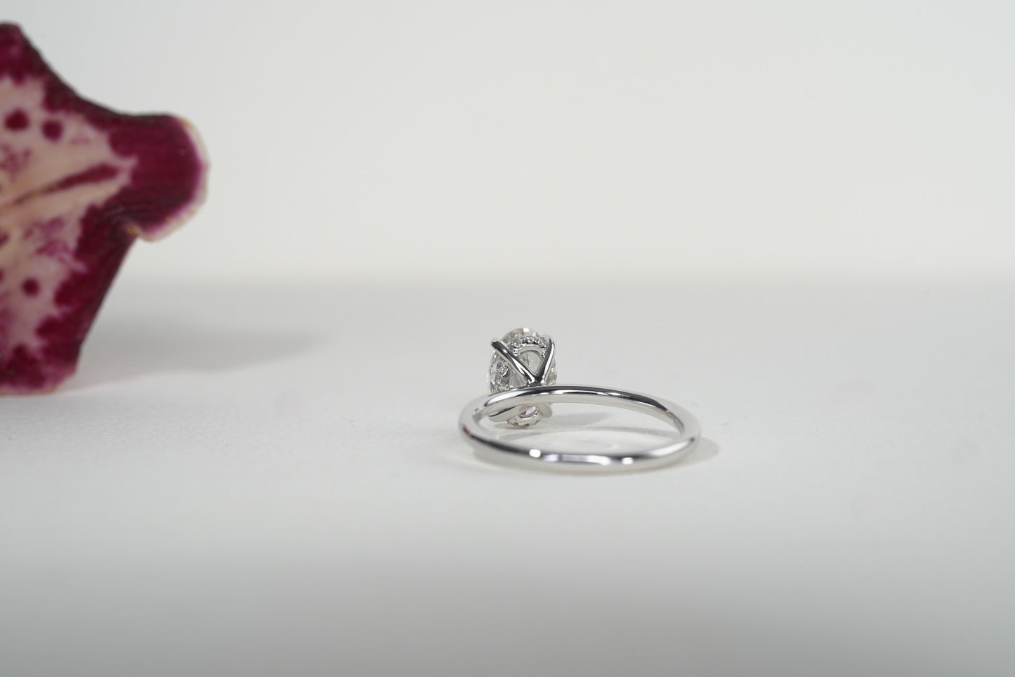 WHISPER - OVAL (SETTING)