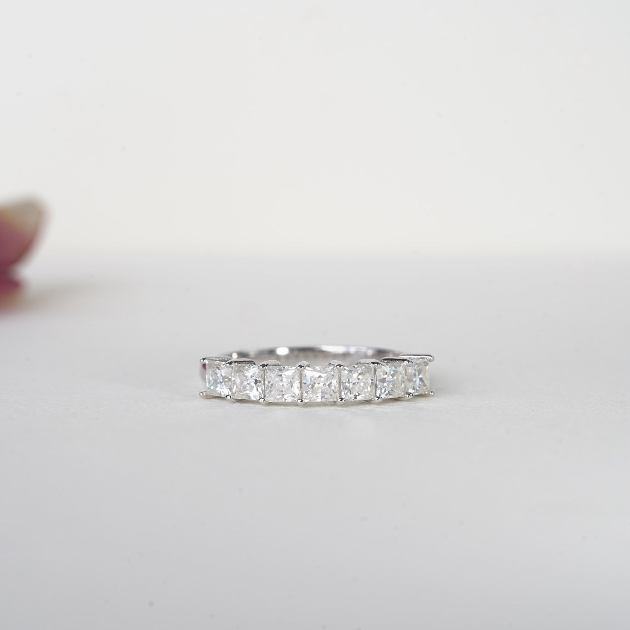 CASCADE | 1/3 ETERNITY PRINCESS CUT WEDDING BAND