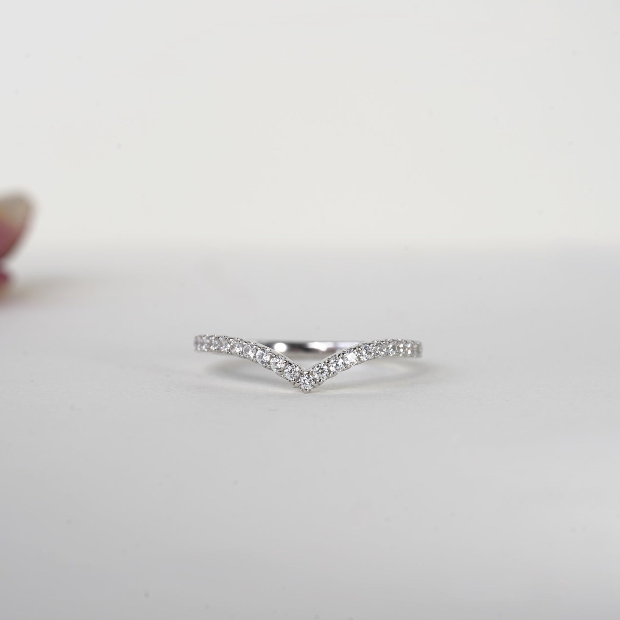 NIMBUS | HALF PAVÉ CURVED WEDDING BAND