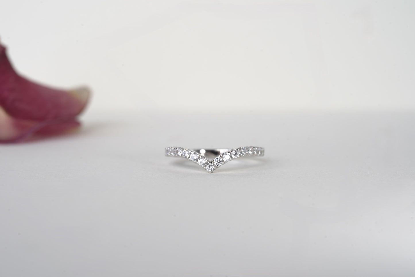 NIMBUS | HALF PAVÉ CURVED WEDDING BAND