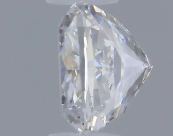 0.27ct Cushion modified Lab Grown Diamond (Colour E, Clarity VS1, IGI Certified)