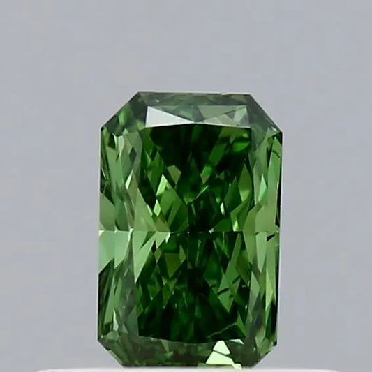 0.29ct Radiant Lab Grown Diamond (Colour Fancy Vivid Green, Clarity VS2, IGI Certified)