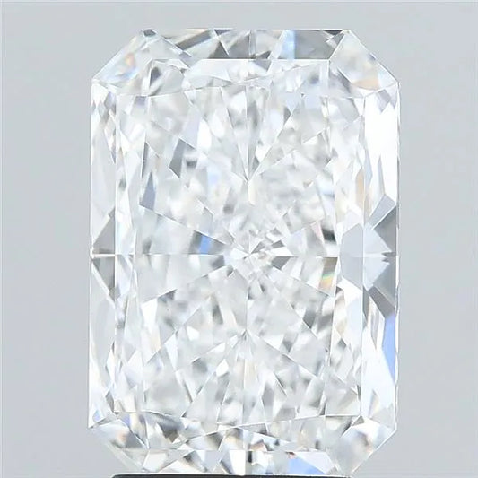 3.08ct Radiant Lab Grown Diamond (Colour D, Clarity VVS2, IGI Certified)