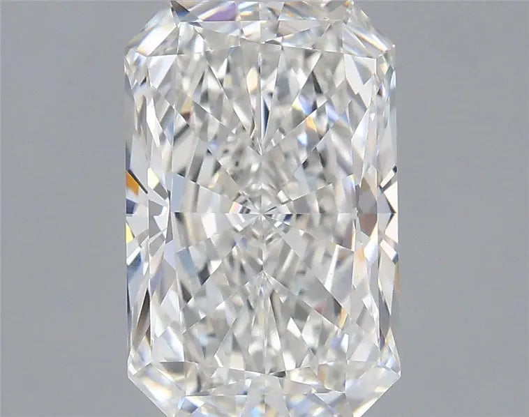 1.67ct Radiant Lab Grown Diamond (Colour F, Clarity VVS2, IGI Certified)