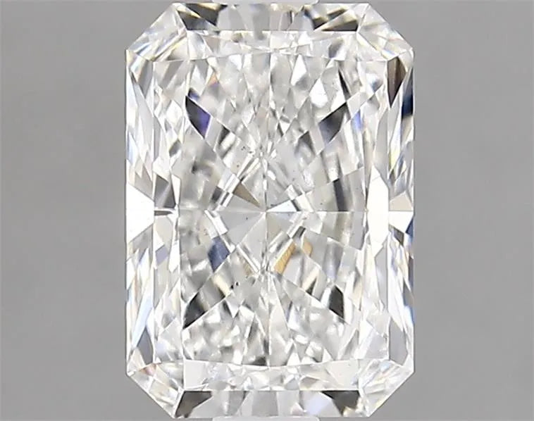 1.70ct Radiant Lab Grown Diamond (Colour E, Clarity VS2, IGI Certified)