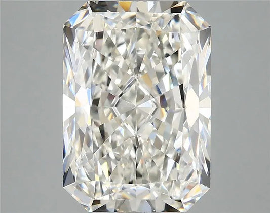 3.52ct Radiant Lab Grown Diamond (Colour G, Clarity VVS2, IGI Certified)