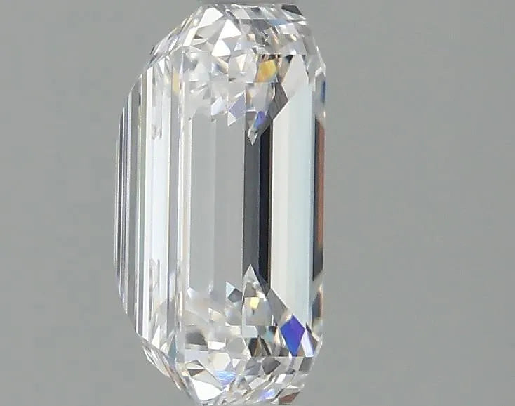 2.00ct Emerald Lab Grown Diamond (Colour F, Clarity VVS2, IGI Certified)