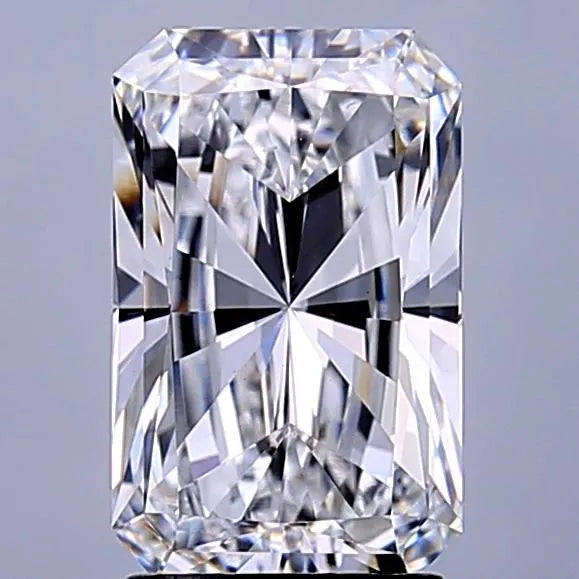 2.10ct Radiant Lab Grown Diamond (Colour D, Clarity VVS2, IGI Certified)