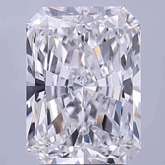 2.69ct Radiant Lab Grown Diamond (Colour D, Clarity VVS2, IGI Certified)