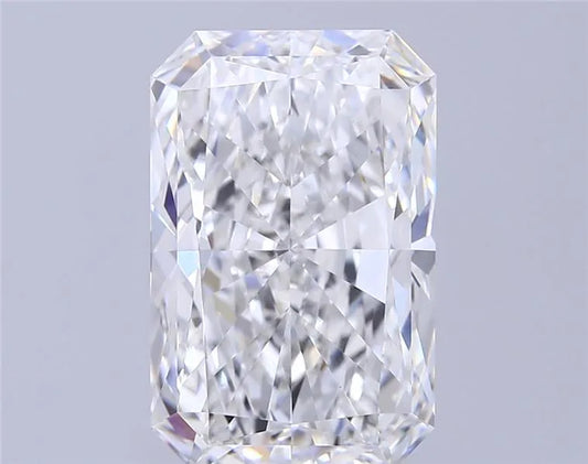 8.00ct Radiant Lab Grown Diamond (Colour E, Clarity VVS2, IGI Certified)