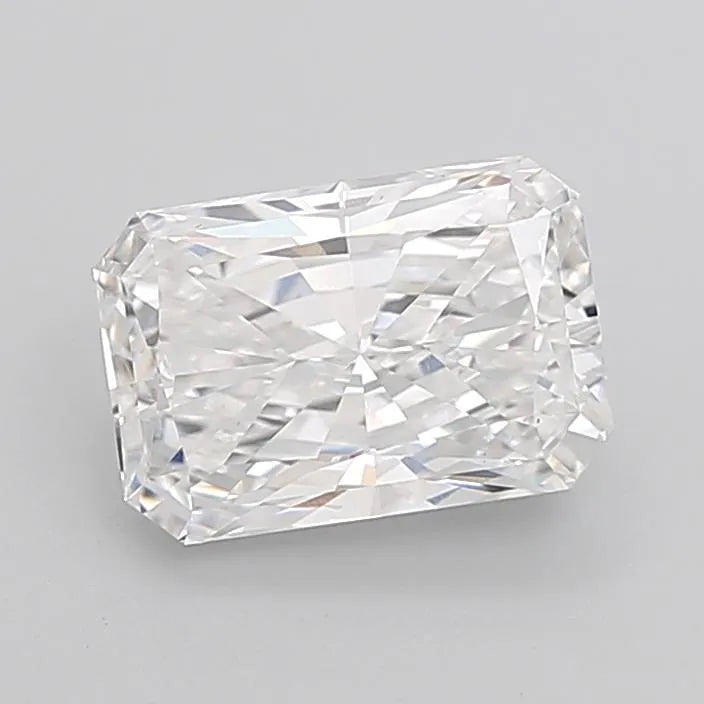 3.00ct Radiant Lab Grown Diamond (Colour D, Clarity VVS2, IGI Certified)
