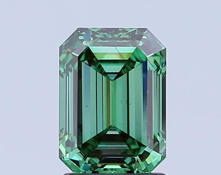 2.01ct Emerald Lab Grown Diamond (Colour Fancy Vivid Green, Clarity VS2, IGI Certified)
