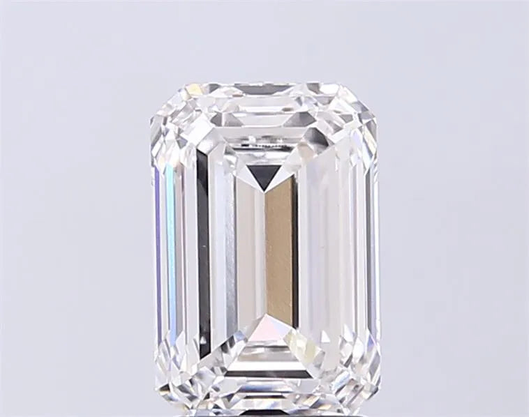 2.41ct Emerald Lab Grown Diamond (Colour F, Clarity VVS2, IGI Certified)