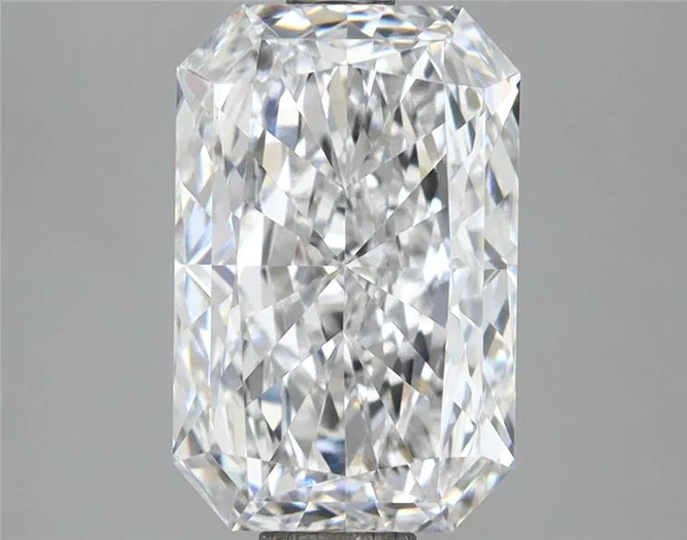 2.50ct Radiant Lab Grown Diamond (Colour D, Clarity VVS1, IGI Certified)