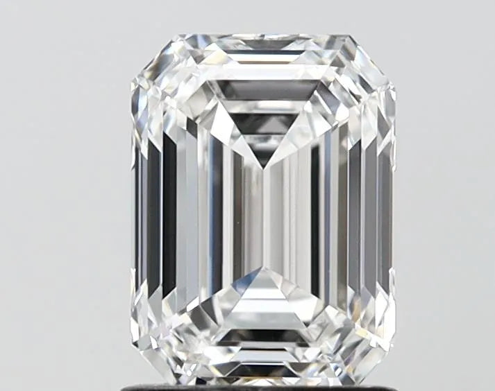 1.61ct Emerald Lab Grown Diamond (Colour E, Clarity VVS2, IGI Certified)
