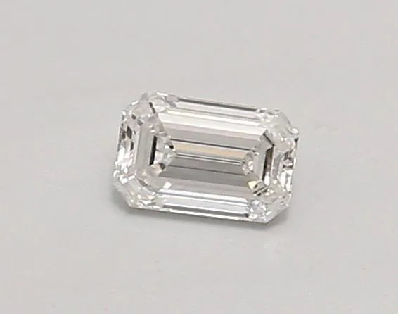 0.32ct Emerald Lab Grown Diamond (Colour E, Clarity VVS2, IGI)