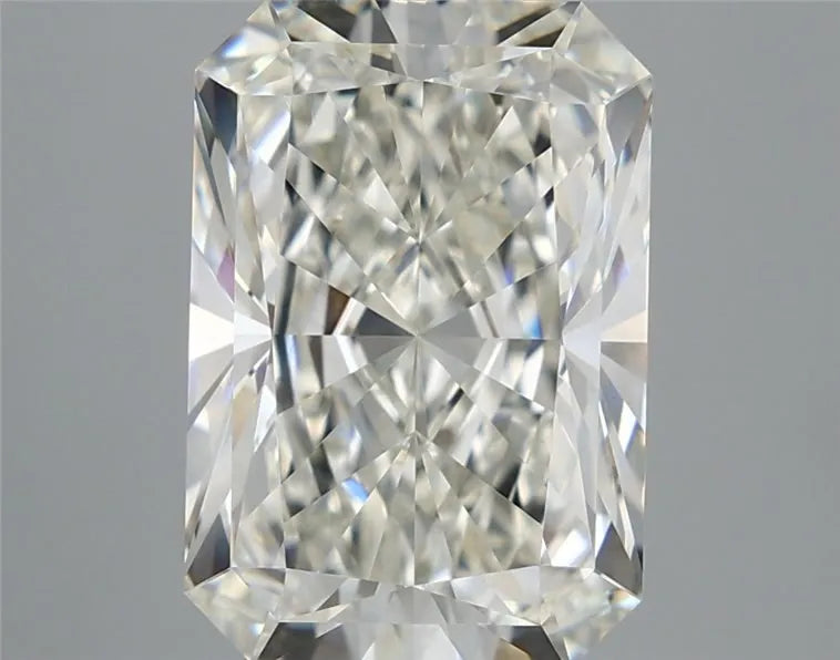 5.44ct Radiant Lab Grown Diamond (Colour H, Clarity VVS2, IGI Certified)