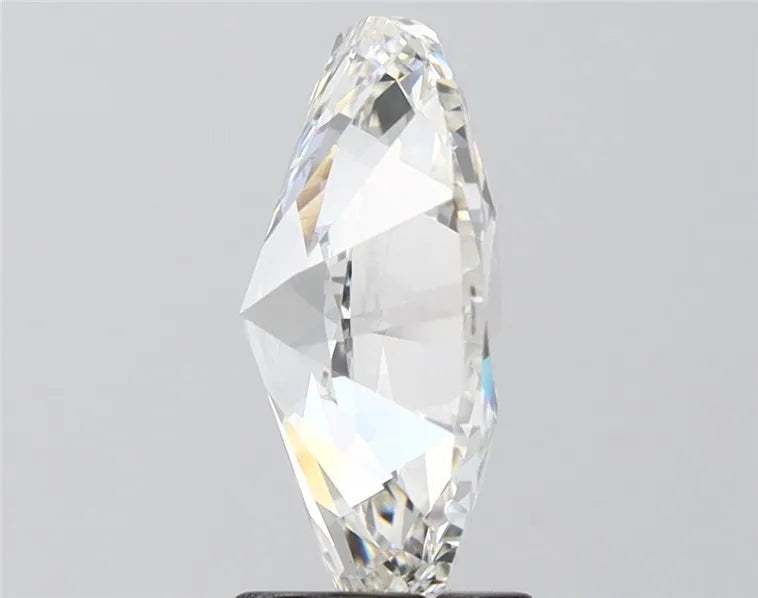 3.05ct Oval Lab Grown Diamond (Colour F, Clarity VVS2, IGI Certified)