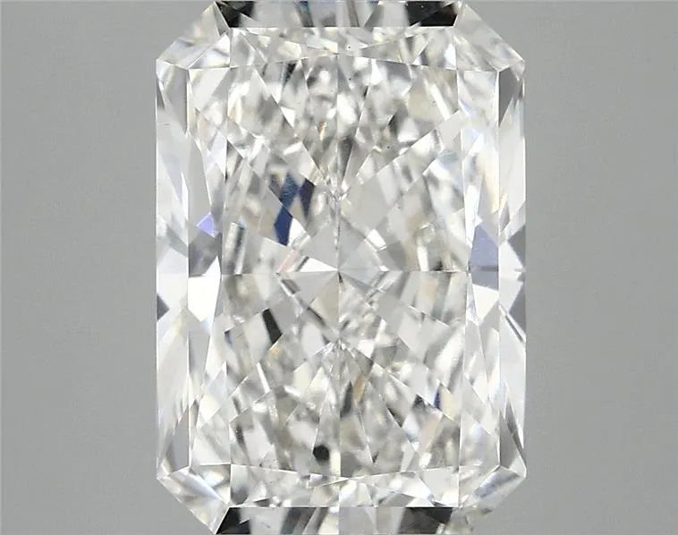 3.76ct Radiant Lab Grown Diamond (Colour G, Clarity VS1, IGI Certified)