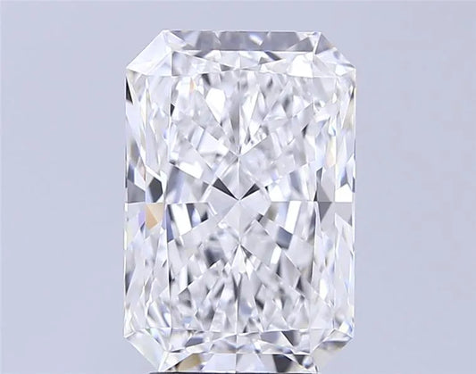 4.07ct Radiant Lab Grown Diamond (Colour D, Clarity VVS2, IGI Certified)